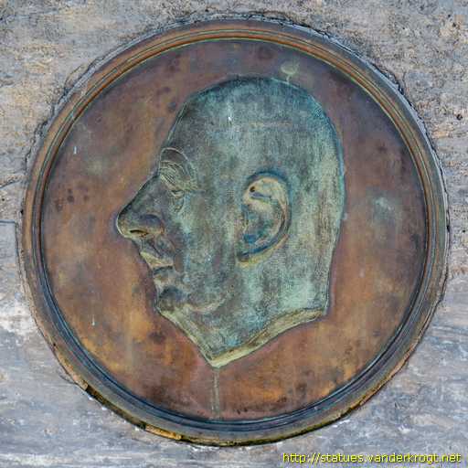 Sneem - An tSnaidhm /  Charles de Gaulle