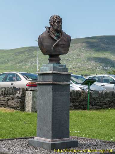 Cahersiveen - Cathair Saidhbhín /  Daniel O'Connell - <i>Dónall Ó Conaill</i>
