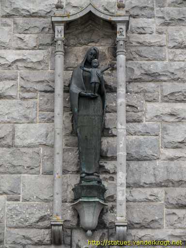 Galway - Gaillimh /  Sculptures at Galway Cathedral