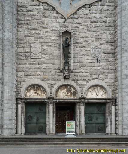 Galway - Gaillimh /  Sculptures at Galway Cathedral