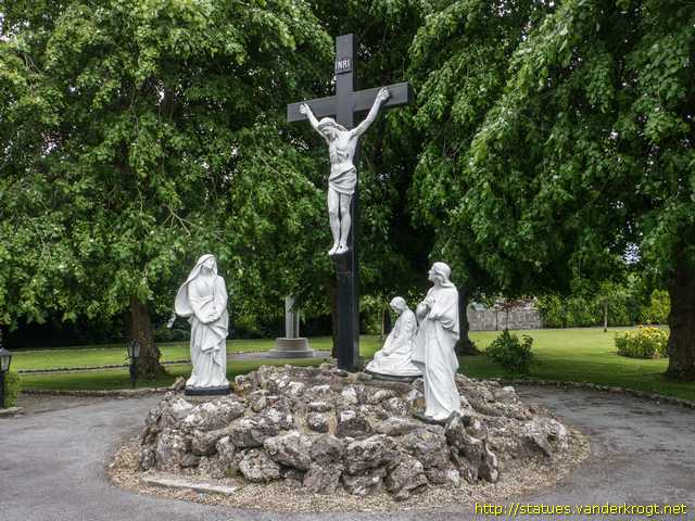 Loughrea - Baile Locha Riach /  Calvary