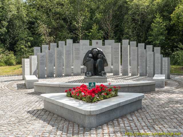 Maynooth - Maigh Nuad /  Pope John Paul II