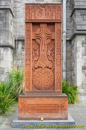 Dublin - Baile Átha Cliath /  Khachkar - Խաչքարը