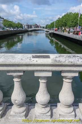 Dublin - Baile Átha Cliath /  Father Pat Noise