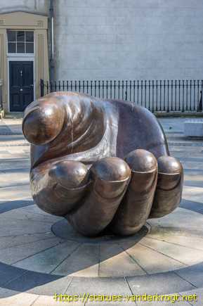 Dublin - Baile Átha Cliath /  The Wishing Hand