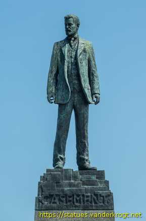 Glasthule - Glas Tuathail /  Roger Casement