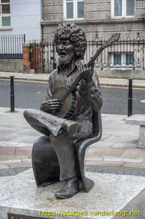 Dublin - Baile Átha Cliath /  Luke Kelly