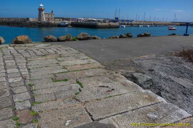 Howth - Binn Éadair /  George IV's footsteps