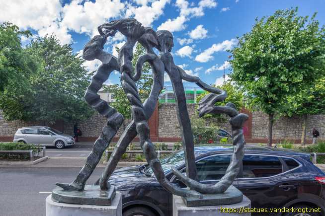 Dublin - Baile Átha Cliath /  Summerhill Group