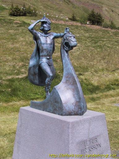 Eiríksstaðir /  Leifur Eiríksson