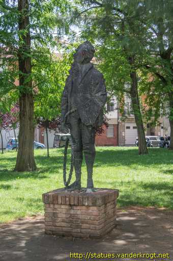 Faenza /  Alfredo Oriani con la bicicletta