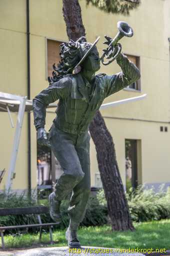 Faenza /  Monumento al corpo dei Bersaglieri