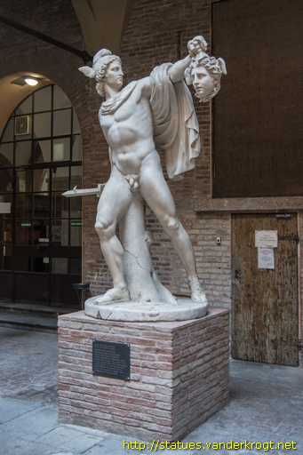 Modena /  Perseo con la testa di Medusa