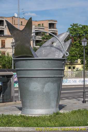 Reggio nell'Emilia /  Pesce fuor d'acqua