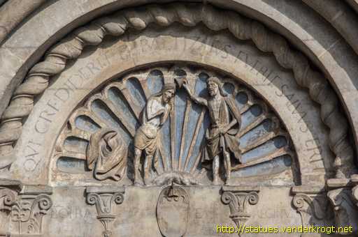 Reggio nell'Emilia /  San Giovanni Battista che battezza Gesù