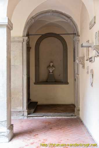 Sansepolcro /  Busto  di un uomo sconosciuto
