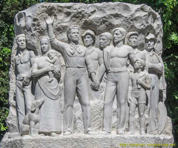 Carrara /  Carraria - Monumento a Alberto Meschi