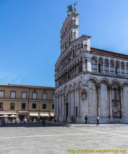 Lucca /  Madonna con Bambino