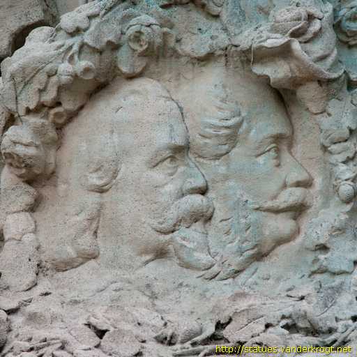 Luxembourg /  Monument au poètes Dicks et Lentz