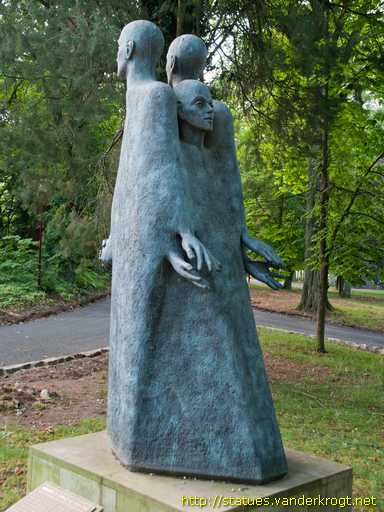 Mertert /  Monument en hommage aux bienfaiteurs