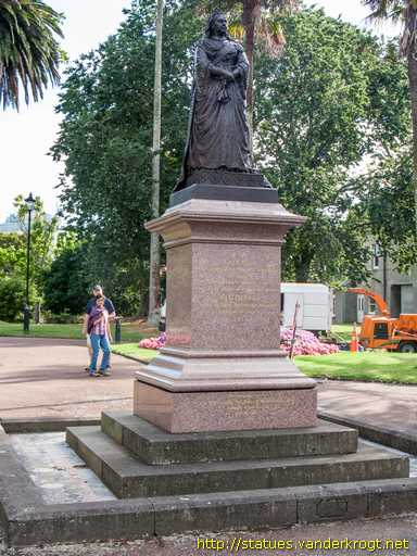 Auckland /  Queen Victoria