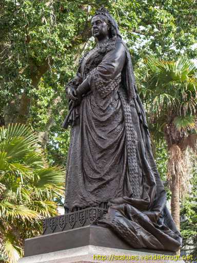 Auckland /  Queen Victoria