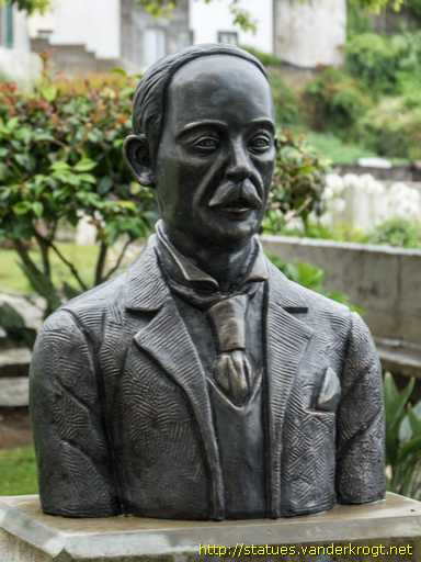Água de Pau /  Manuel Augusto de Amaral
