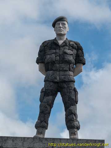 Ponta Delgada /  Monumento aos Combatentes da Guerra do Ultramar