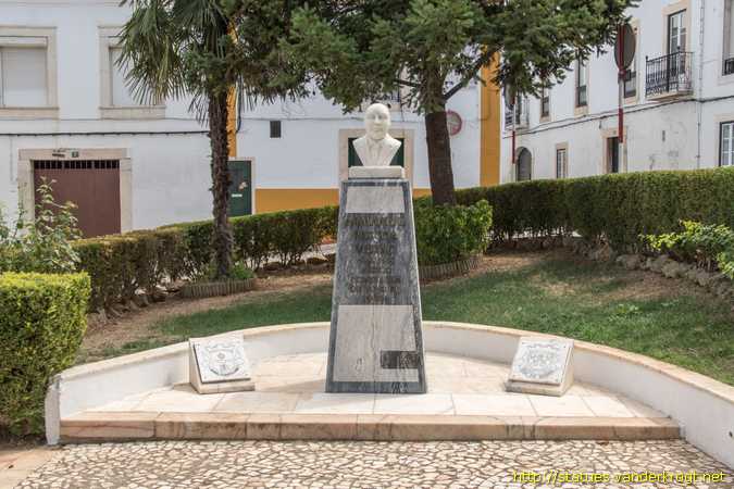 Borba /  Armando Pessoa Verão