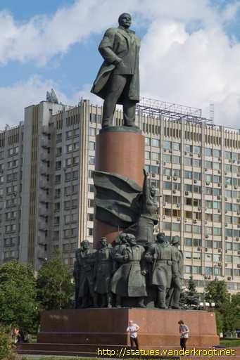 Moscow - Москва /  Владимир Ильич Ленин (статуя)