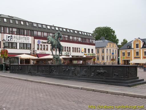 Linköping /  Folkungabrunnen med Folke Filbyter