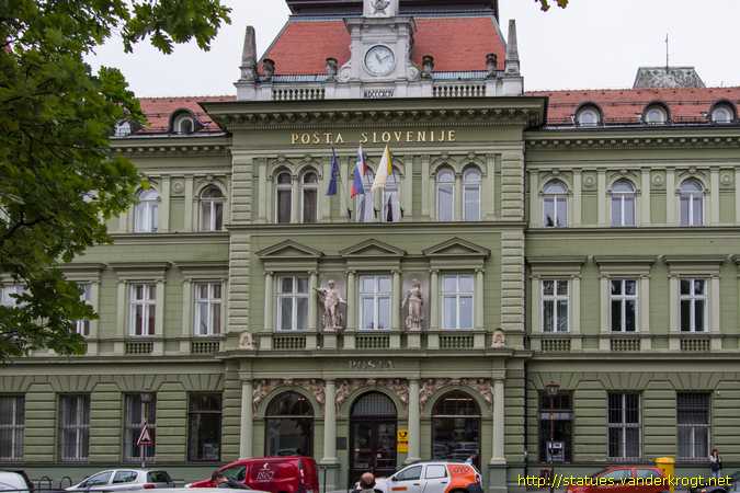 Maribor /  Kipi na pošti