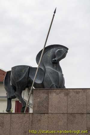 Maribor /  Spomenik knezu Koclju