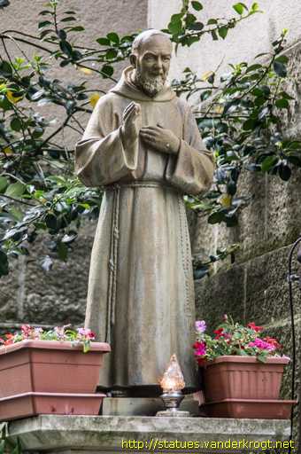 Faetano /  San Pio da Pietrelcina