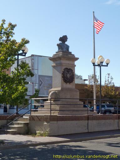 Pueblo /  Bust of Christopher Columbus