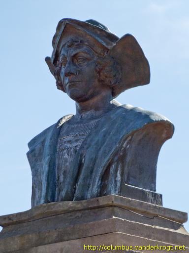 Pueblo /  Bust of Christopher Columbus