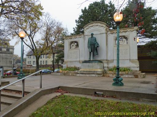 Minneapolis /  Thomas Lowry