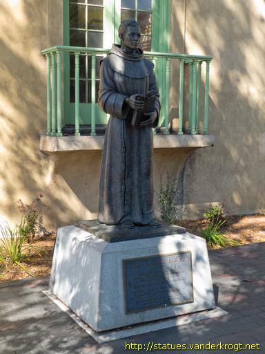Santa Fe /  Fray Angélico Chávez