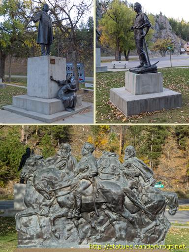 Keystone /  Statues outside Borglum Historical Center