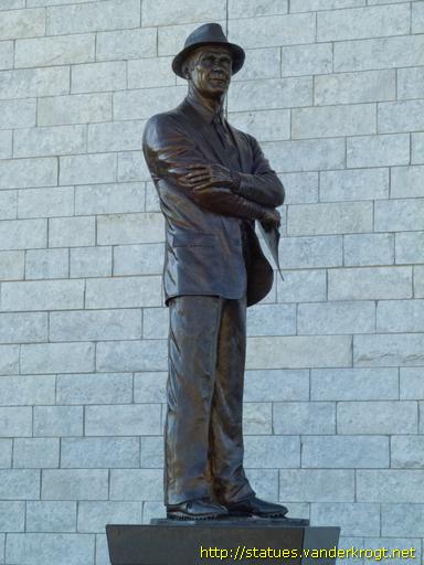 Arlington /  Tom Landry