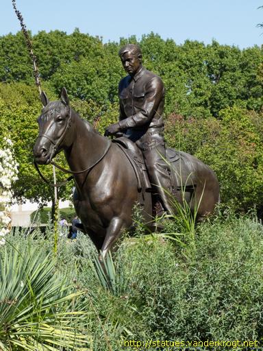 Fort Worth /  Will Rogers - Riding into the Sunset