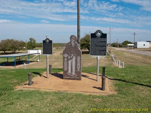 Megargel /  Megargel Bluebird Band Monument