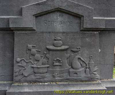 Minderhout - Grafmonument Edouard Jaequemyns