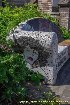Achterbroek - Social Sofa 'Kalmthoutsesteenweg'