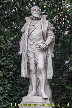 Brussel - Bruxelles - Standbeelden in de Kleine Zavel - Statues du Petit Sablon