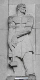 Mons - Reliefs au Palais provincial