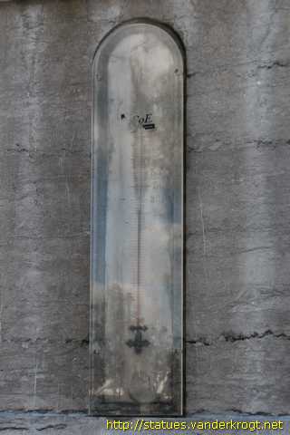 Mons - Monument en mémoire de  J.-C. Houzeau de Lehaie