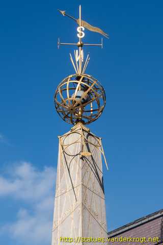 Mons - Monument en mémoire de  J.-C. Houzeau de Lehaie