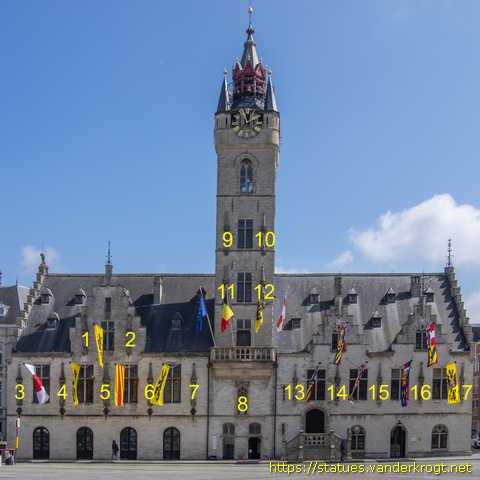 Dendermonde - Stadhuisbeelden