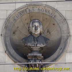 Genève - Bustes à l'Athénée